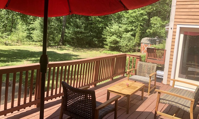 Saratoga Springs House | Peaceful Spacious Home - 7 miles from Racetrack, Downtown Saratoga