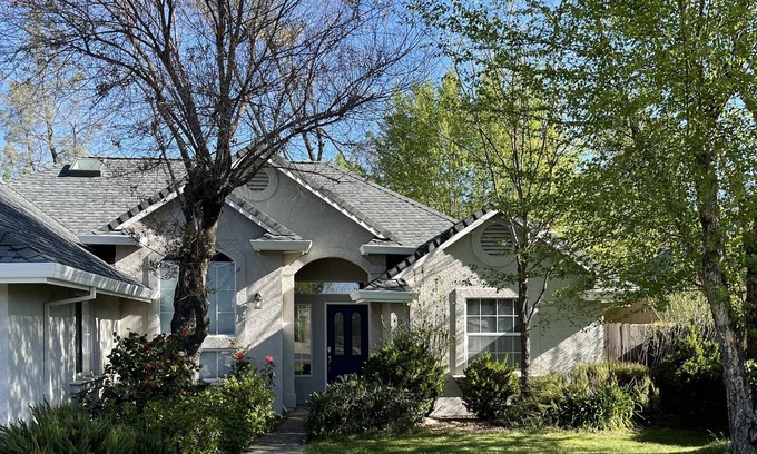Boulder Creek House | Peaceful valley