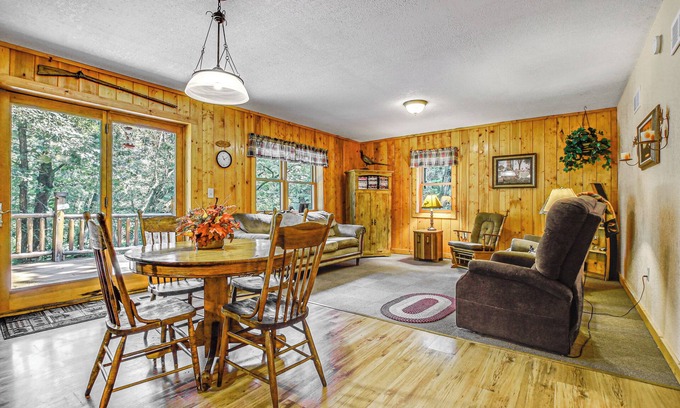 Wautoma Cabin | Peaceful Wautoma Retreat w/Deck on 10 Acres!