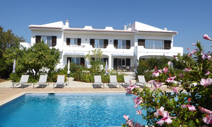 Vale da Lama Villa | Peacefull 4 persons apartment, Ocean view, Beach is 5 km