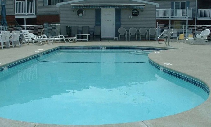 Hampton Condo | Peak of Blue Summary: