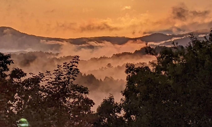 Murphy Cabin | Peakery Pines Nantahala Forest Mountain Escape in Western North Carolina