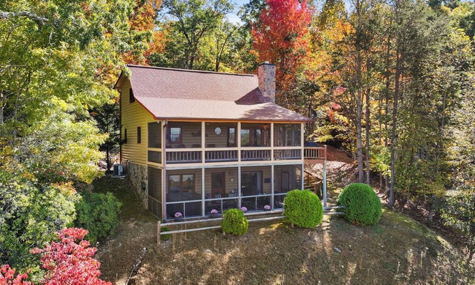 Morganton Cabin | Peaks & Pines in My Mountain