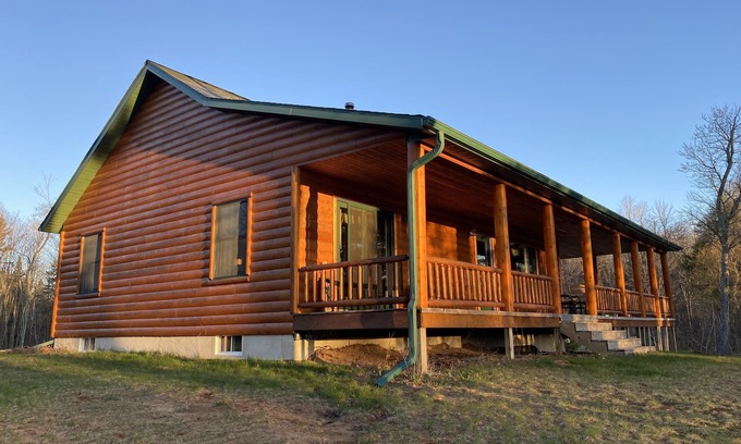 McMillan Cabin | Peanut Gallery where memories are made. Now with high-speed internet!