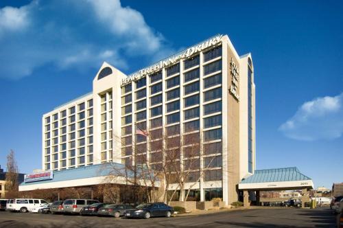 Downtown St. Louis Hotel | Pear Tree Inn St. Louis Near Union Station