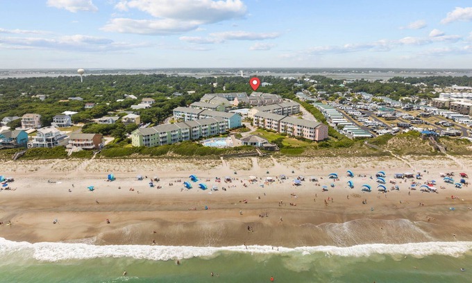 Emerald Isle Condo | Pebble Beach H212, 2BR Condo ~ Pool Front!