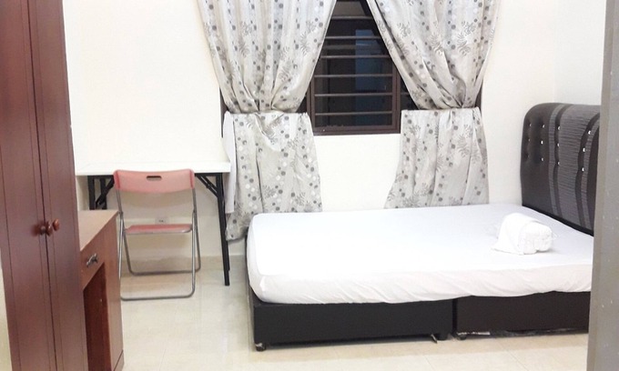 Kampung Sungai Kayu Ara Condo | PELANGI UTAMA CONDOMINIUM ROOM