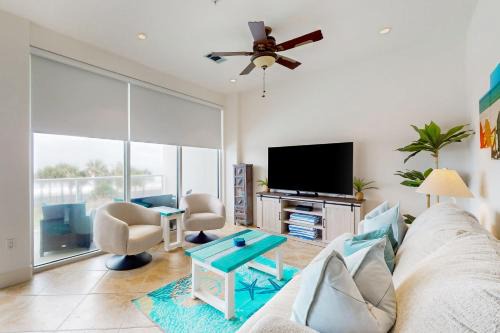 Galveston Apartment | Pelican Oasis