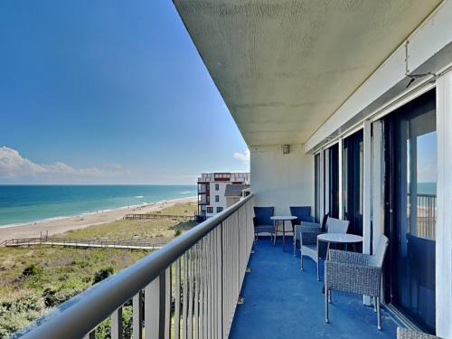 Wilmington Beach Apartment | Pelican Watch #405
