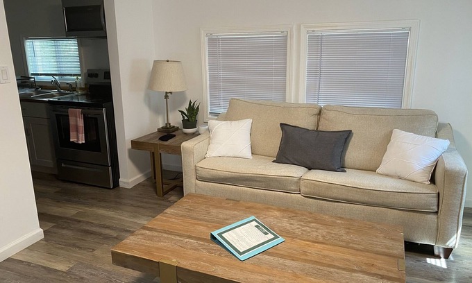 Fairhope Apartment | Pelicans Nest at The Pelicans House