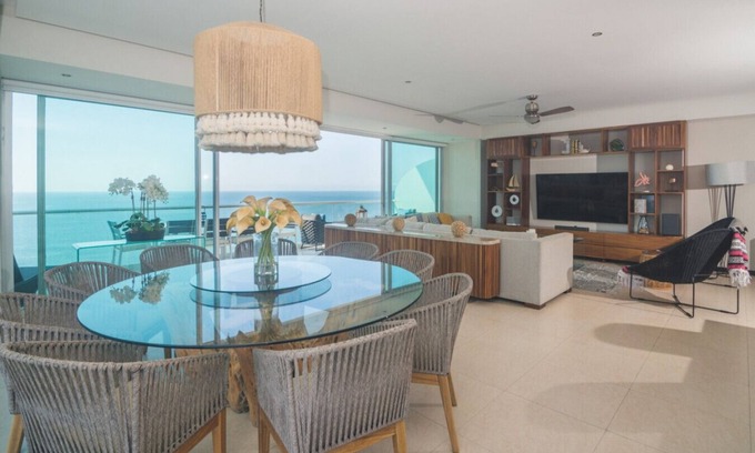 South Hotel Zone Apartment | Peninsula 17-A Puerto Vallarta