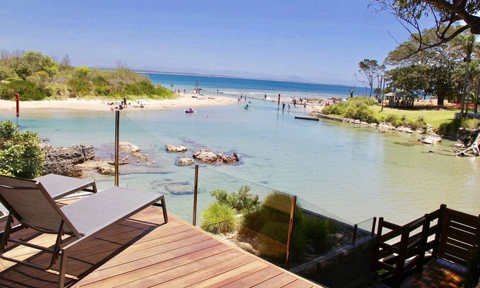 Currarong House | Peninsula - Absolute Waterfront, Currarong.