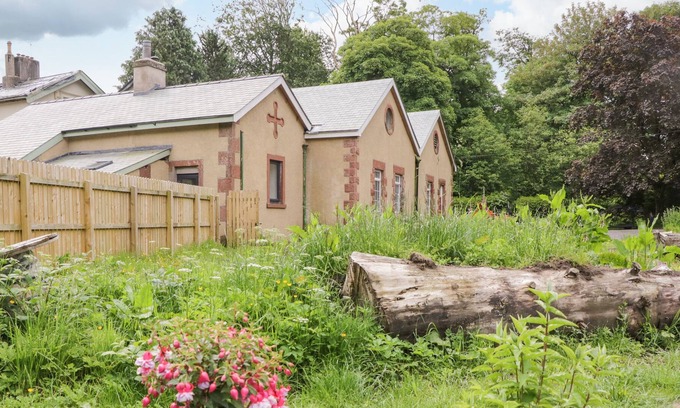 Gosforth Cottage | PENRICE, pet friendly, character holiday cottage in Gosforth