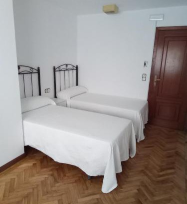 Betanzos House | Pensión La Plaza