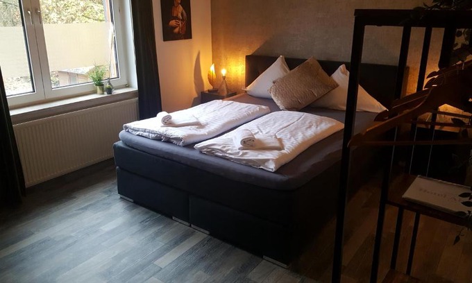 Meschede House | Pension Abshoff