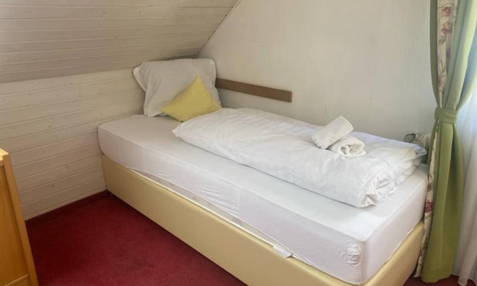 Hundsbach House | Pension Forelle - double room no01 in Hundsbach