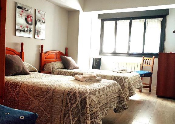 Burgos House | PENSIÓN PESQUERO