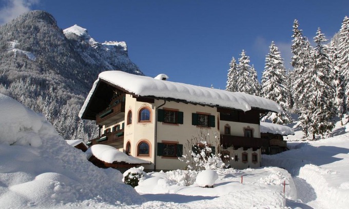 Lofer House | Pension Sonneck