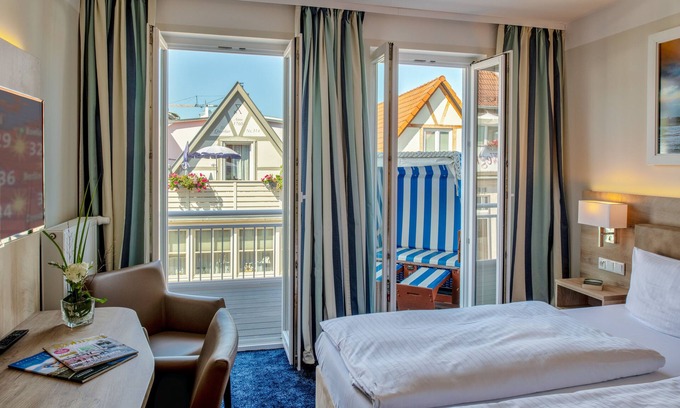 Warnemuende House | Pension StromInn