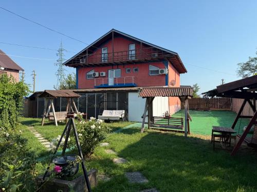 Crisan House | Pensiunea BiBi