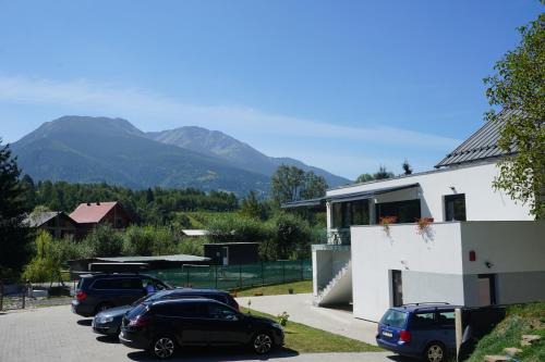 Borsa House | Pensiunea Cascada