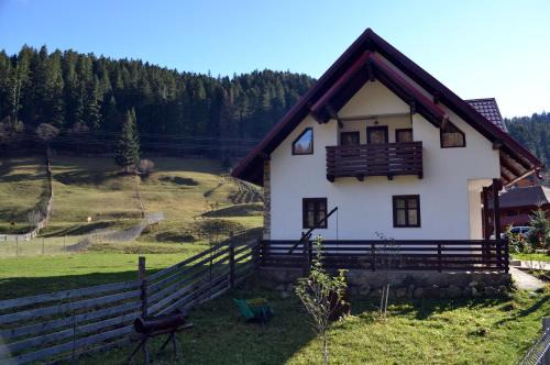 Putna House | Pensiunea Daria Putna