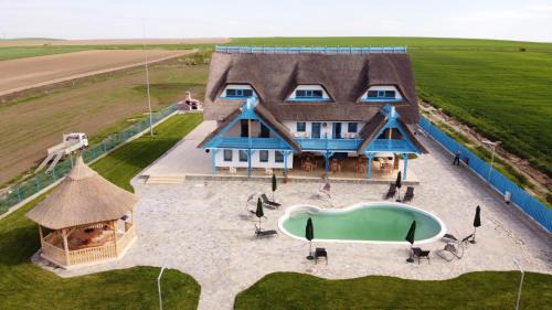 Razim Lake House | Pensiunea Dolosman