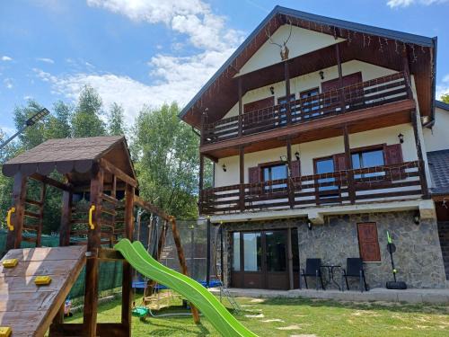 Bughea de Jos House | Pensiunea Eden
