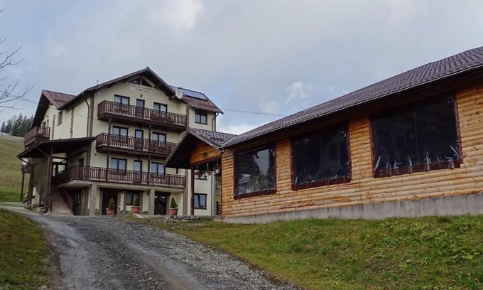 Dorna Candrenilor House | Pensiunea Gabriela