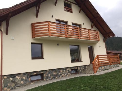 Covasna House | Pensiunea Granada