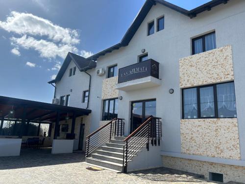 Bucov House | Pensiunea La Cazemata Bucov