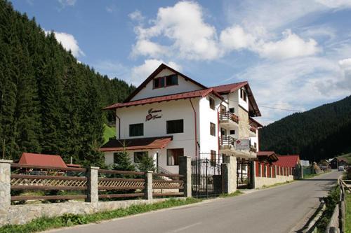 Moeciu de Sus Bed & Breakfast | Pensiunea La Turcu