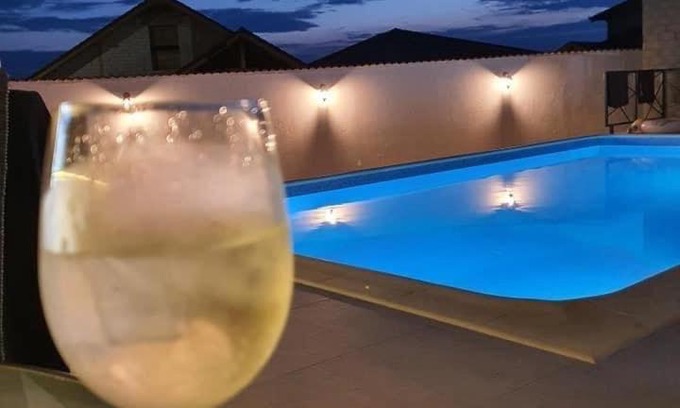 Sinmartin House | Pensiunea LOS