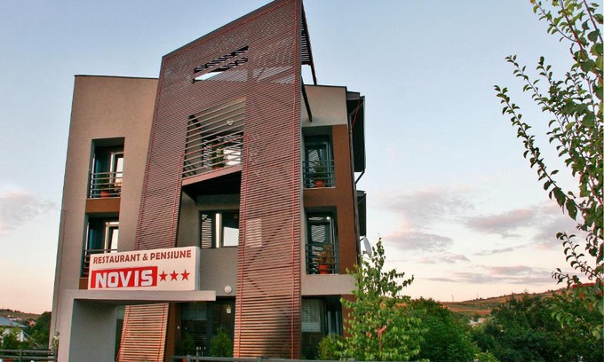 Iasi House | Pensiunea Novis