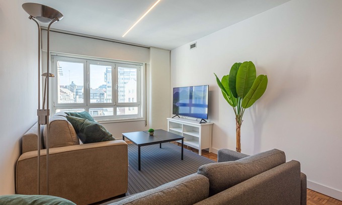 La Coruna Apartment | PENTHOUSE BEACH ORZAN GARAGE IN BUILDING. INTERNET