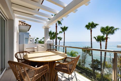 New Golden Mile Apartment | Penthouse Belisimo - gerenoveerd appartement met balkon & zeezicht