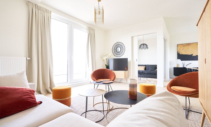 Schaerbeek Apartment | Penthouse - City Views/Free Parking/Luggage Room