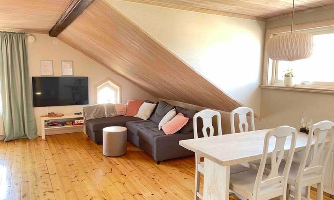 Mora Apartment | Penthouse close to Vasaloppet finish line portal