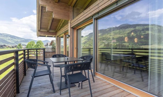 Westendorf Apartment | Penthouse mit 3 Schlafzimmern & IR-Sauna by Interhome