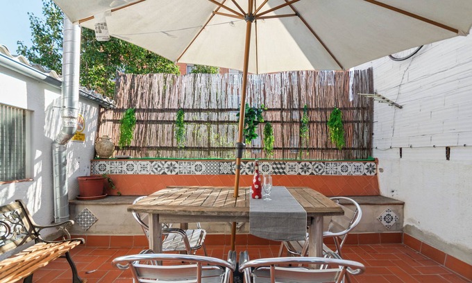 Sant Adria de Besos Apartment | Penthouse Studio with terrace, 15 min from BCN downtown, 8 min walk to the beach