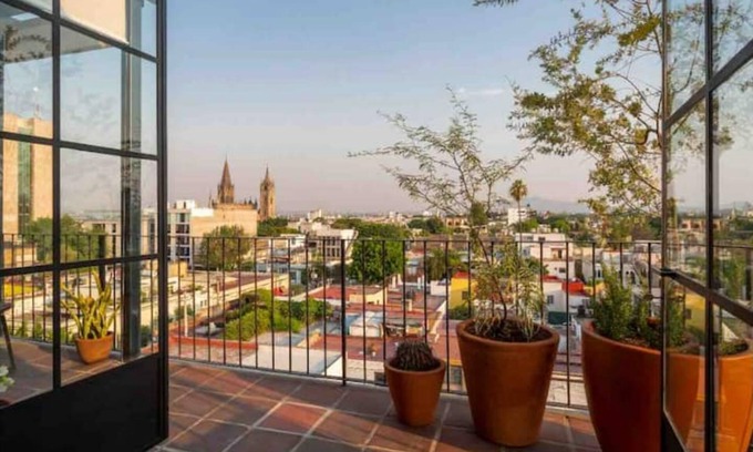 Zona Minerva Apartment | PENTHOUSE studio with great view