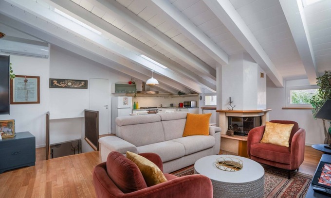 Verona City Centre Apartment | Penthouse ❤ Verona ✔ Arena@5min ✔ Self Check-In
