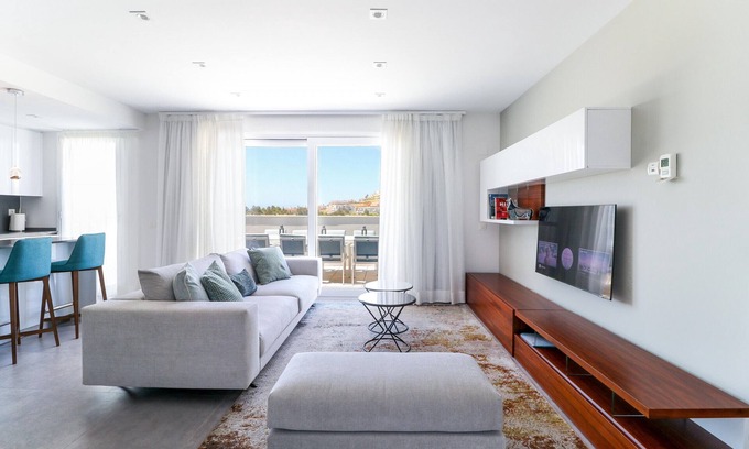 La Cala de Mijas Apartment | Penthouse with Large Roof Terrace & Plunge Pool