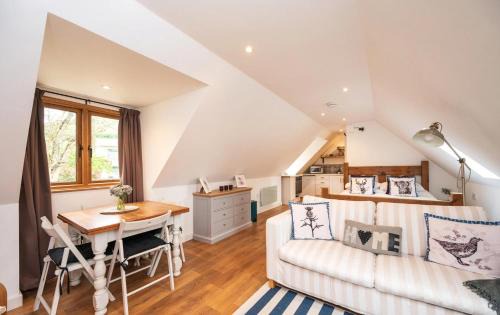 Blackburn House | Pentland Hills Chalet