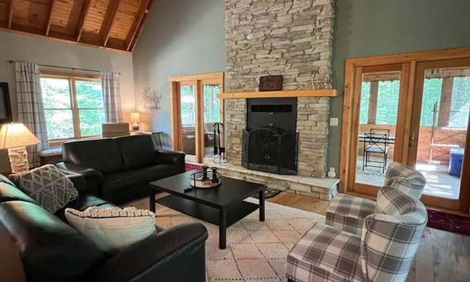 Bayfield Apartment | Pepin Retreat @ Brickyard Creek, Bayfield