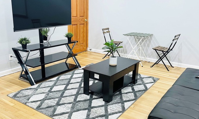 Queens Apartment | Perfect 2 bdr apt for comfortable living with parking mins from UBS stadium