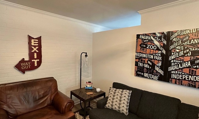 Highlands - Perkins Apartment | Perfect Apartment - Walk to LSU!