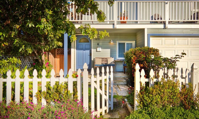 Pierpont Bay House | Perfect Beach House! Ocean view, steps to sand, yard! off-season week discount