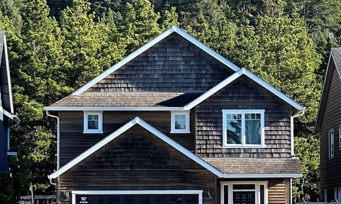 Pacific City House | Perfect beach house getaway! Ideal for 2 Families, quiet but close to beach!