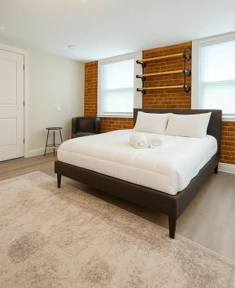 Downtown Apartment | Perfect Downtown Stay Yale Walk Sallys Apizza